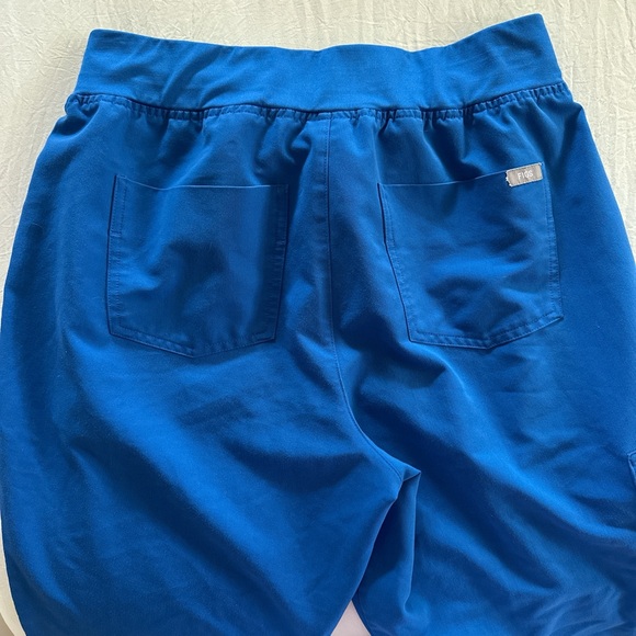 Figs Joggers - Picture 2 of 4